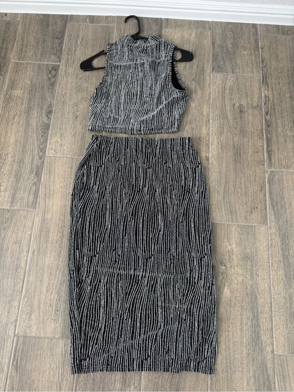 Black & Silver Ribbed Midi Skirt for Women